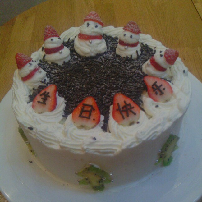 草莓圣诞雪人蛋糕