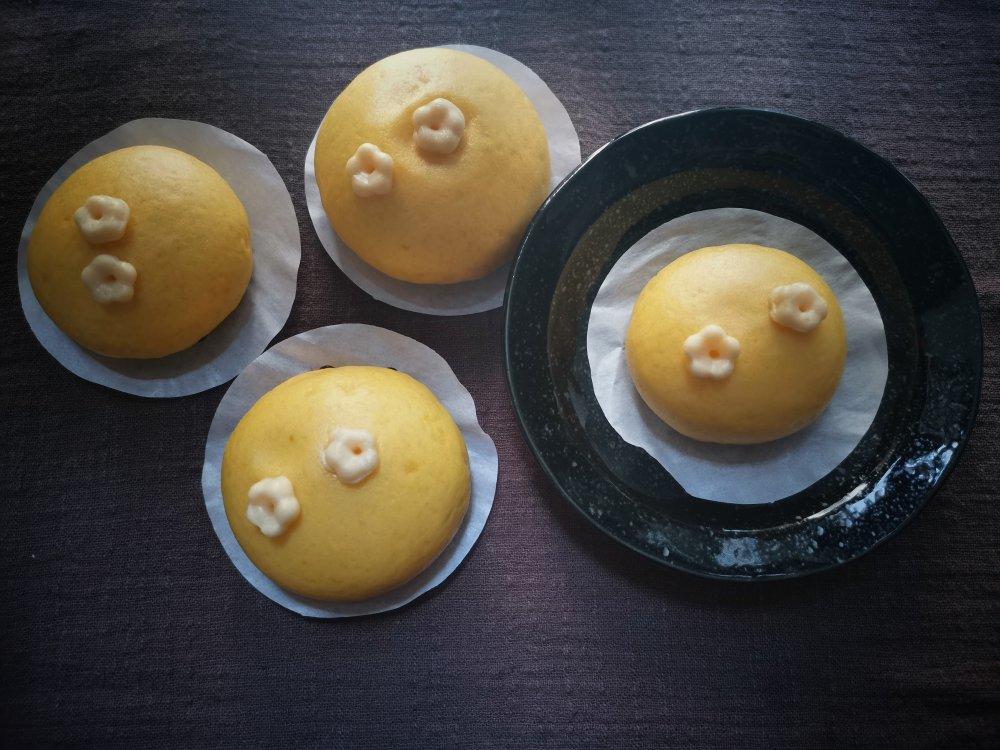 新手也可以--详解如何做出人见人爱、金黄的南瓜馒头
