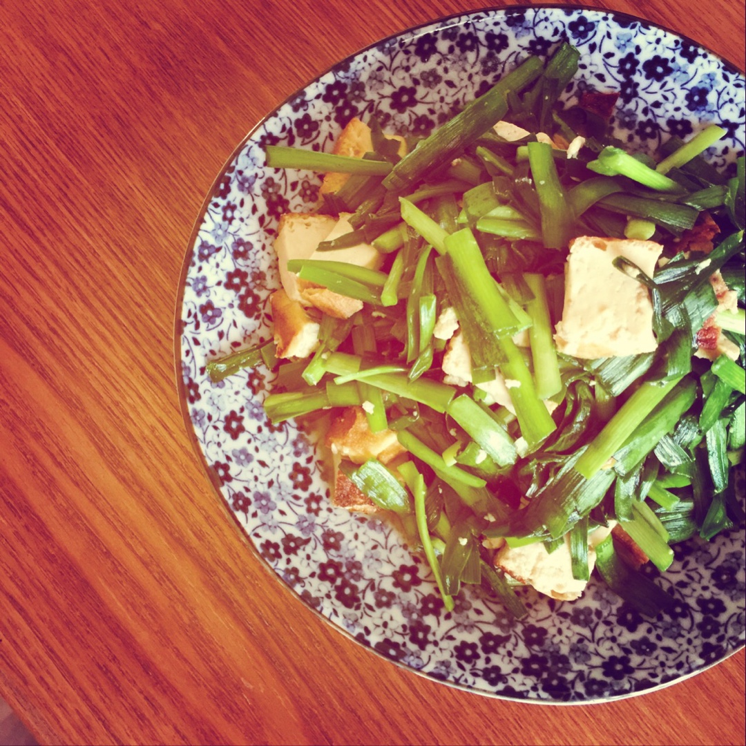 韭菜烧豆腐