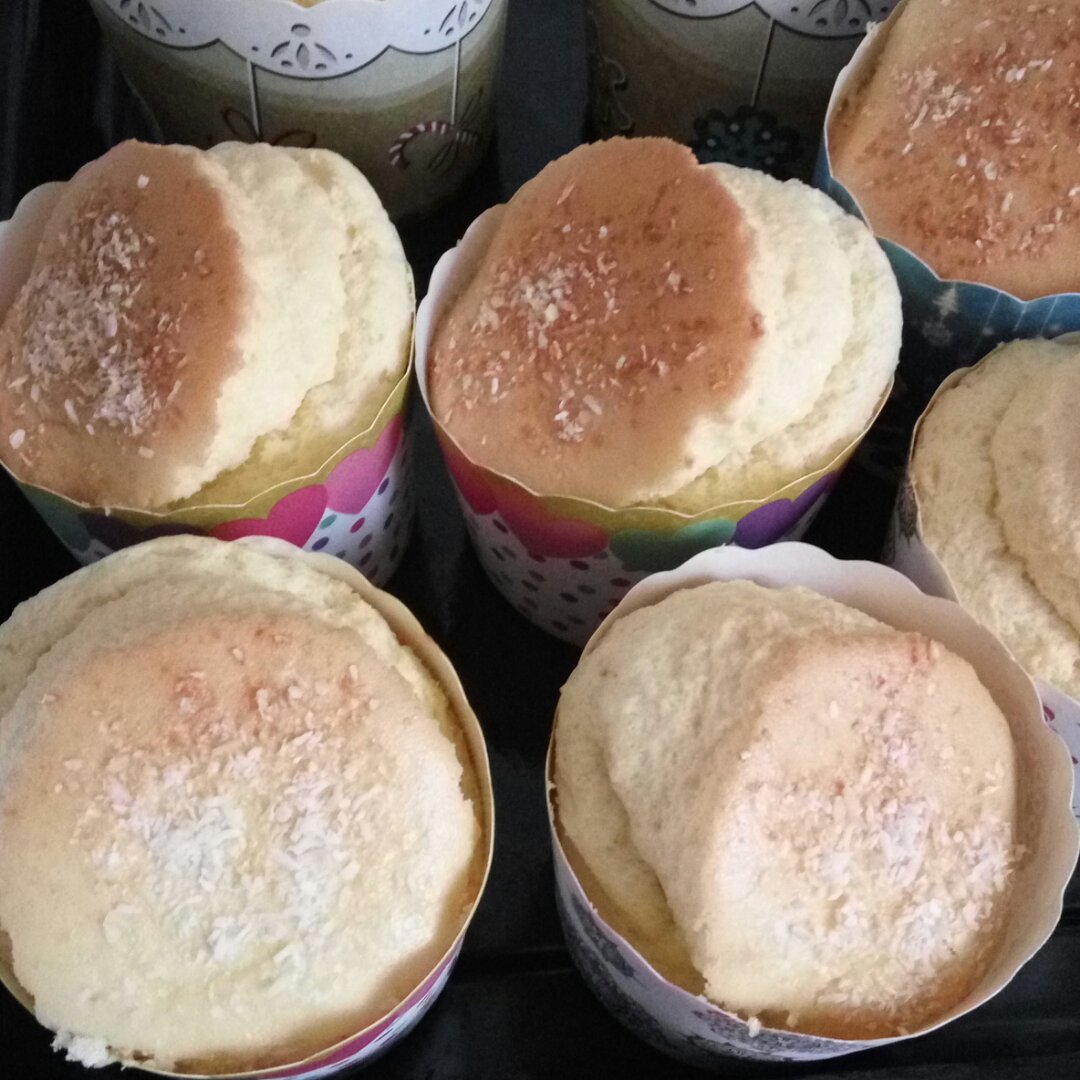 蛋香十足の海绵杯子蛋糕，伴手礼好选择。