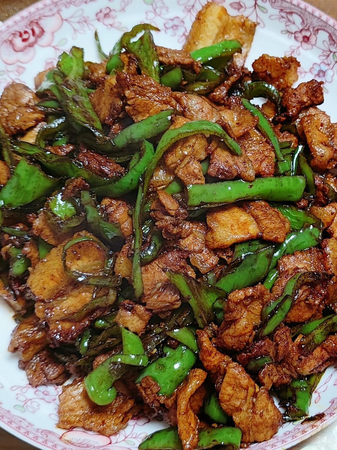 超级下饭的快手小炒肉 辣椒炒肉