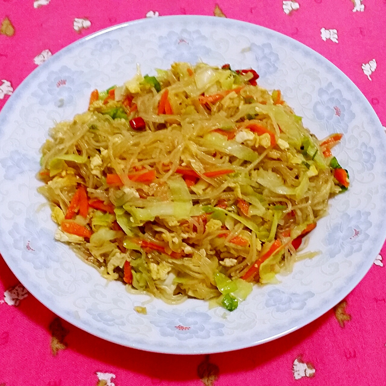 卷心菜炒粉丝 Glass noodles with Cabbage