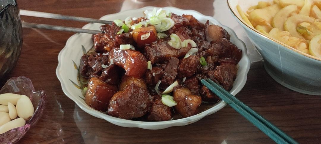 私房红烧肉 垂涎三尺软糯无比