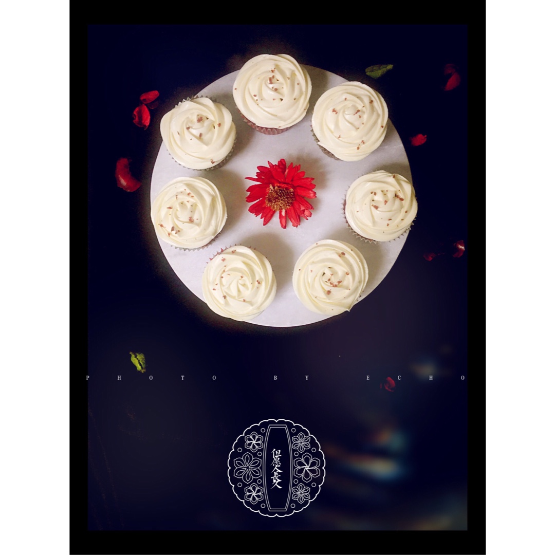传统红丝绒杯子蛋糕（极软无泡打粉）Red velvet cupcake