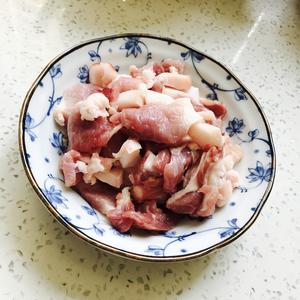 豆角小炒肉焖面的做法 步骤1