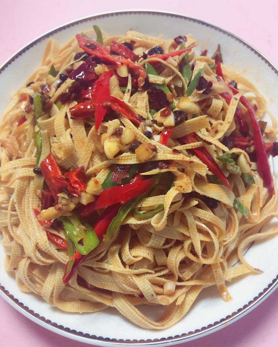 凉拌豆腐皮