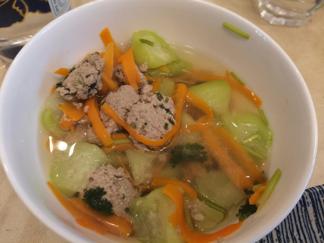 家常版牛肉丸子汤