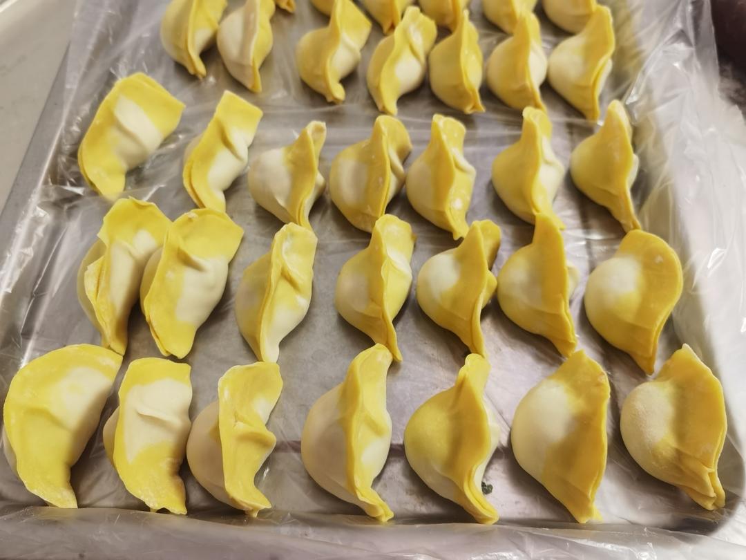 幼儿园小朋友都能学会的包饺子的慢动作视频