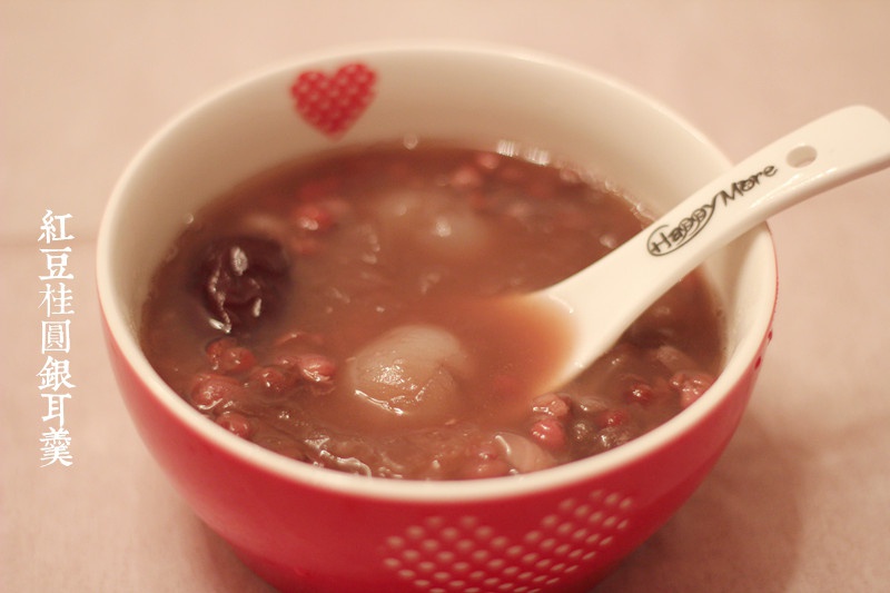 桂圆红豆银耳汤
