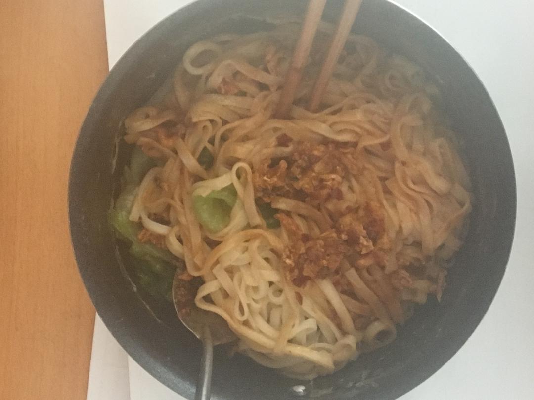 素炸酱面