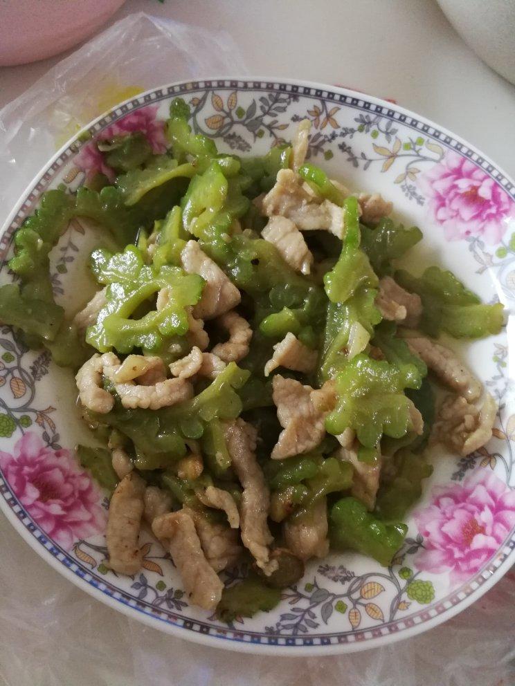 苦瓜炒肉