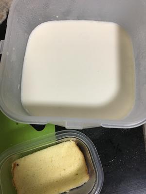 酸奶水果盒子的做法 步骤2