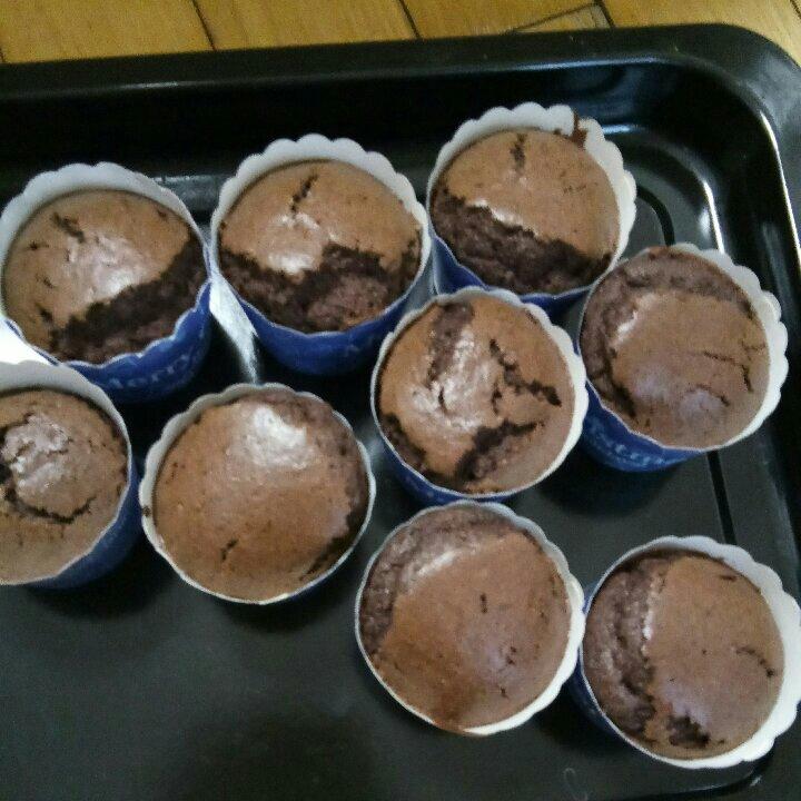 巧克力纸杯戚风蛋糕