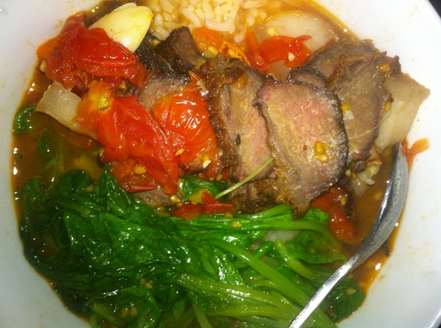 喷香排骨焖饭（爆好吃）