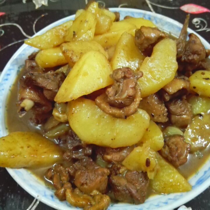 五香土豆焖鸭
