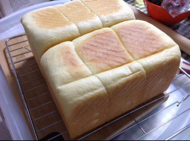 中种法淡奶油吐司