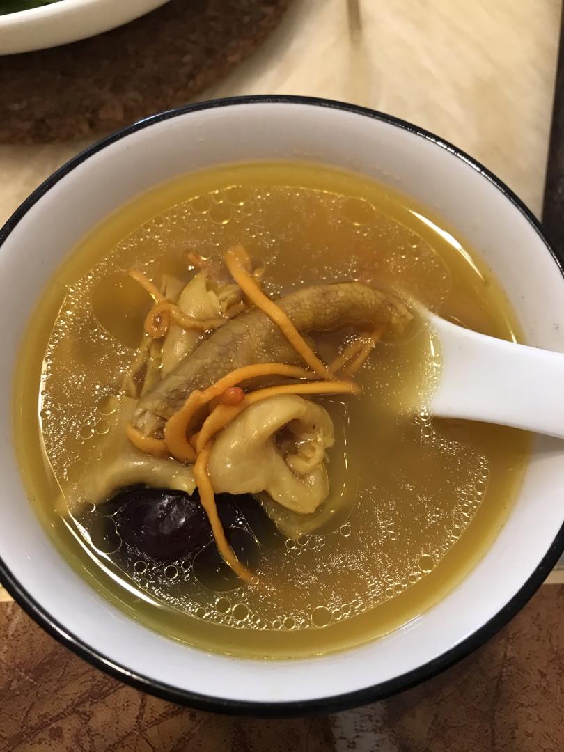 花胶虫草花土鸡汤