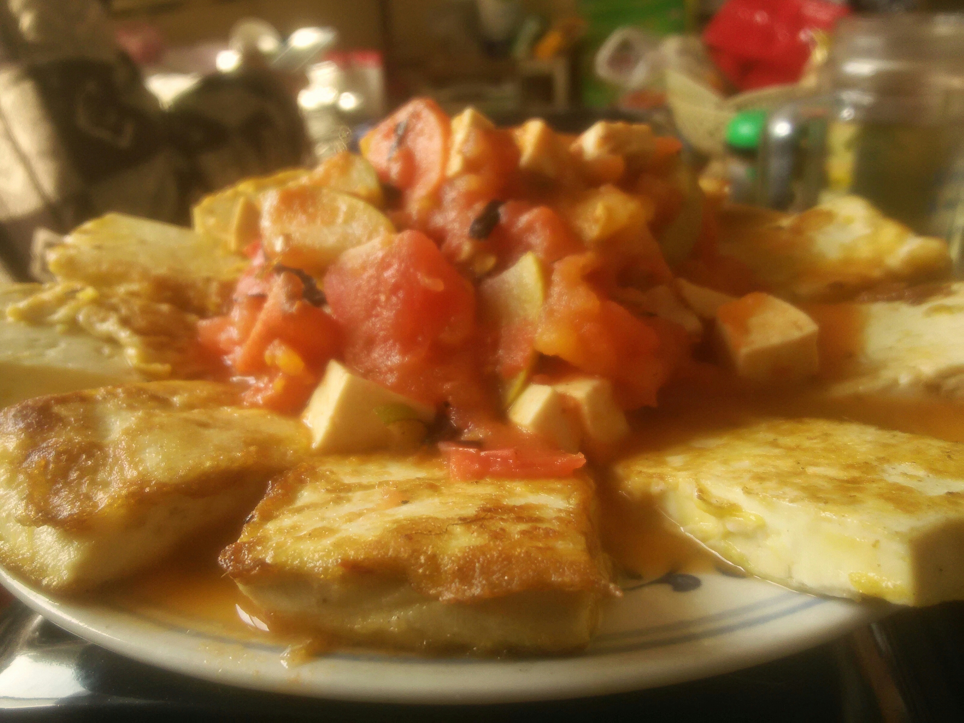 鲜虾番茄豆腐煲的做法
