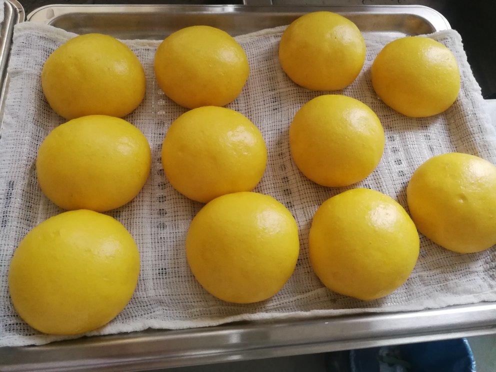 新手也可以--详解如何做出人见人爱、金黄的南瓜馒头