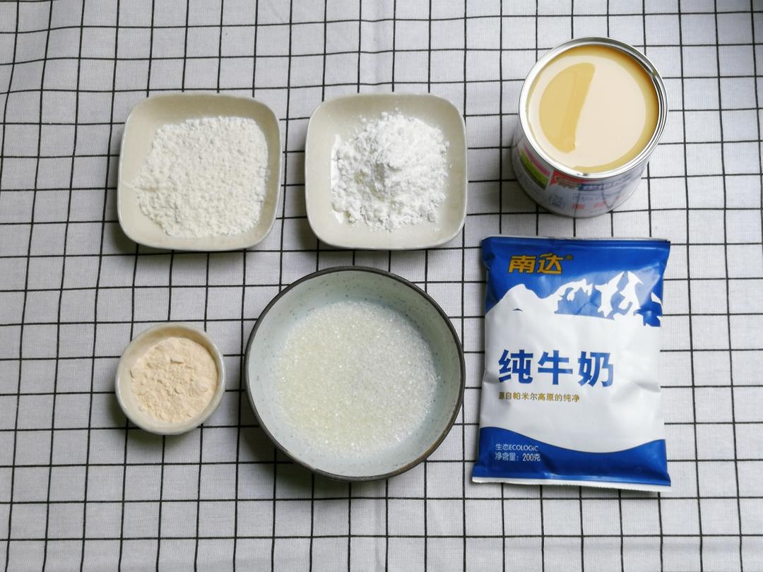 纯奶手撕吐司的做法 步骤1