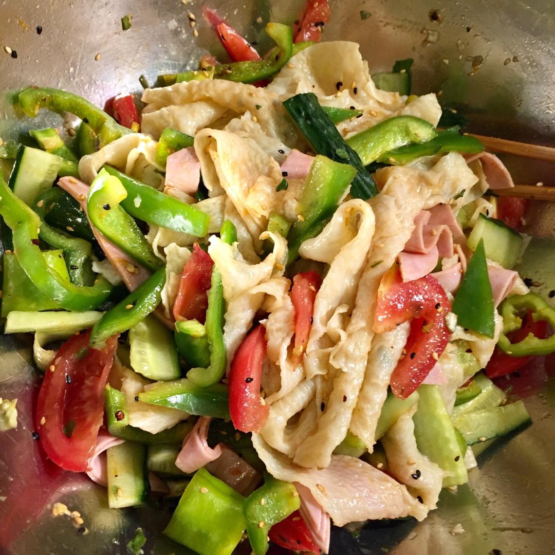 老虎菜（东北夏季下饭凉拌菜）