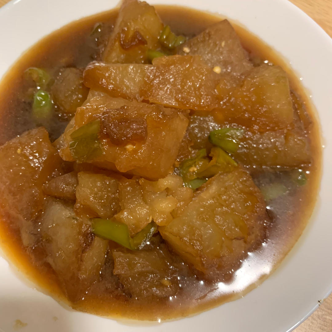 红烧冬瓜最完美做法，不加一滴水，瞬间秒杀红烧肉