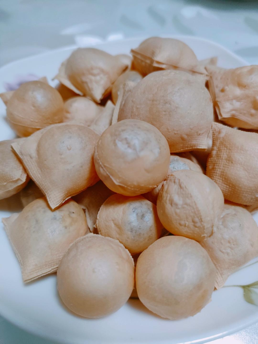 胖成球的豆腐皮