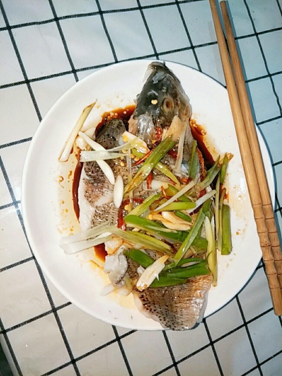 清蒸鲈鱼
