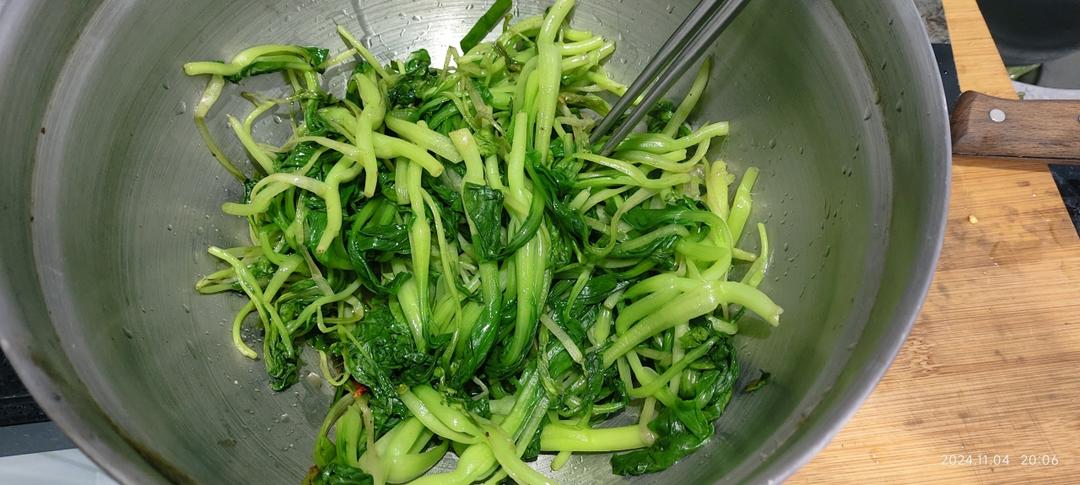 素炒小油菜