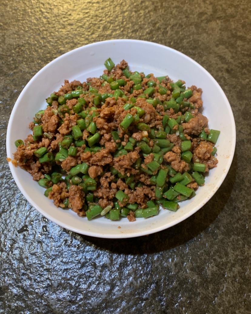超简单的下饭菜🔥肉末豆角，好吃到流泪