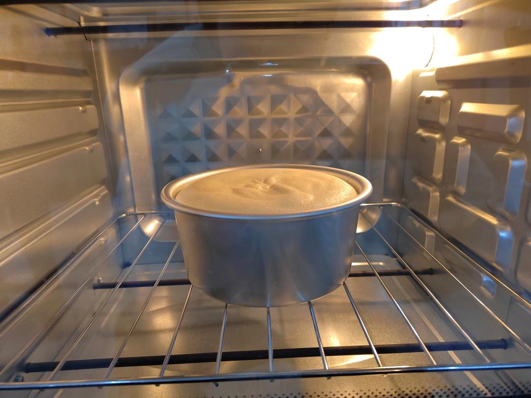 超柔软6寸戚风蛋糕(附8寸配方)零失败 超详细‼️含操作视频