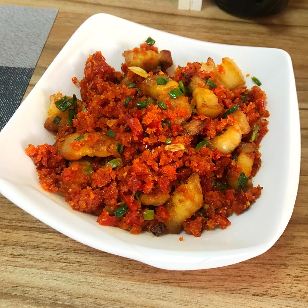 土家腊肉炒榨广椒