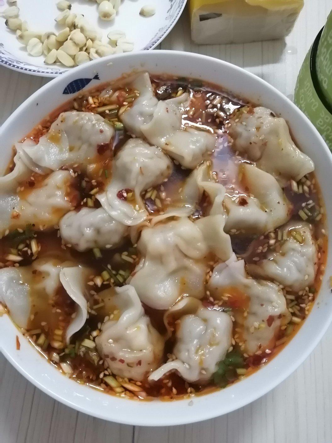巨好吃酸爽的酸汤水饺