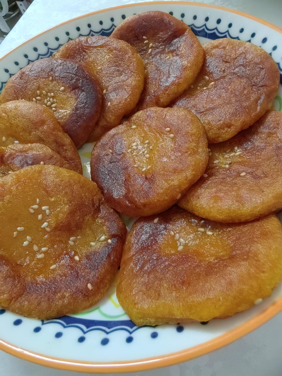 平底锅就能做，香甜软糯的南瓜饼，一次成功