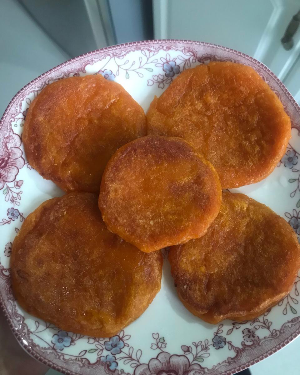 先粉后南瓜泥的南瓜饼