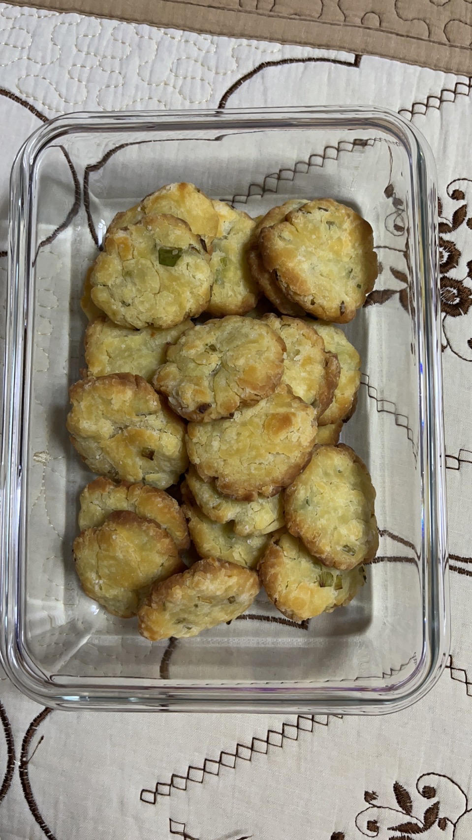 好吃又不油腻的葱花酥饼干