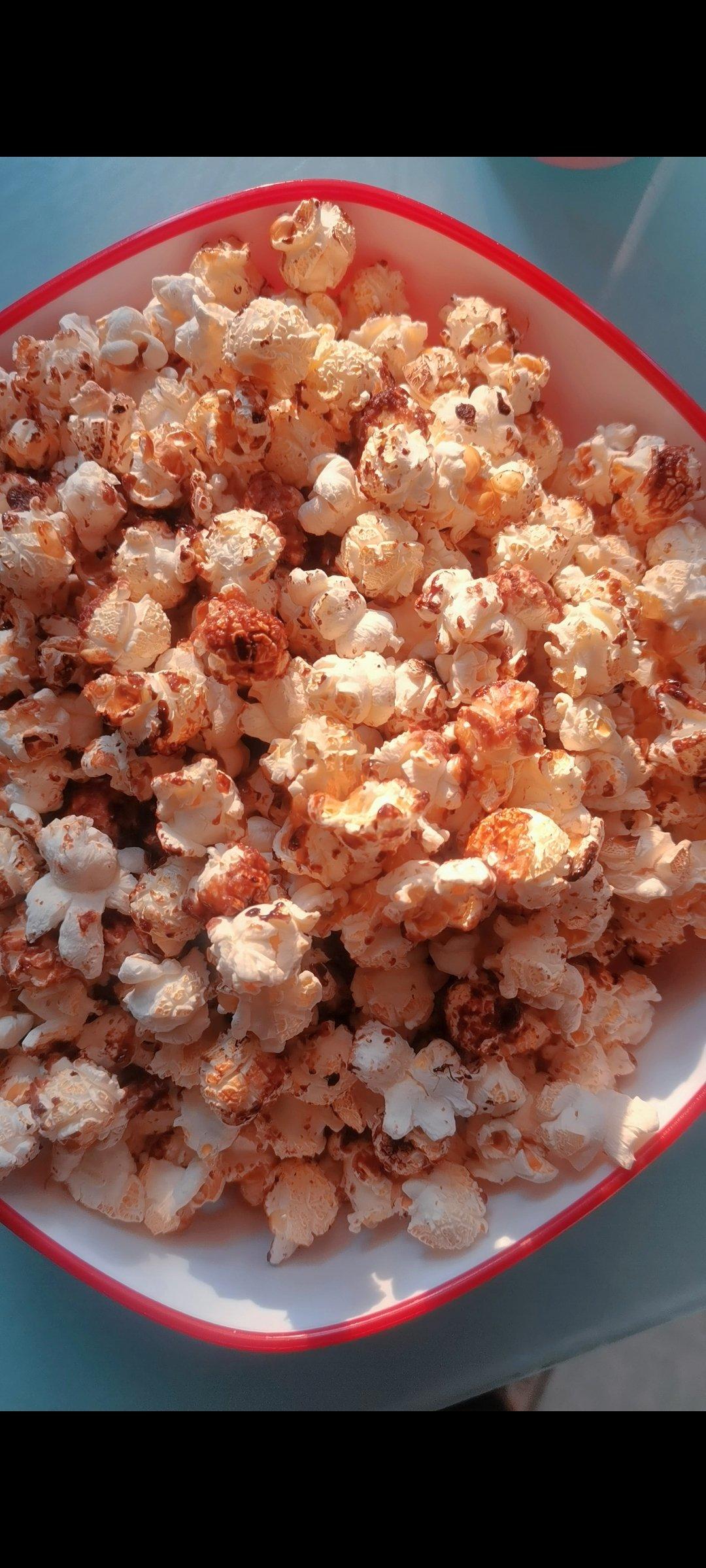 爆米花来了！！！超级简单易上手的焦糖/巧克力爆米花