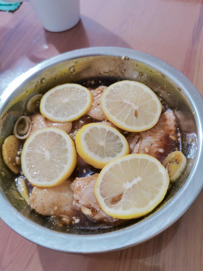 巨简单❗️无敌好吃的柠香烤鸡翅，外焦里嫩，好吃到舔指别错过