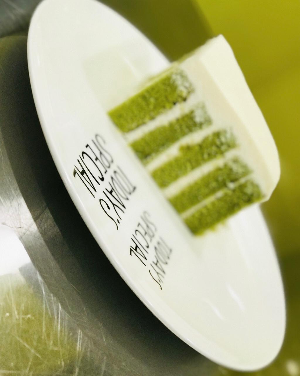 抹茶戚风螺纹蛋糕