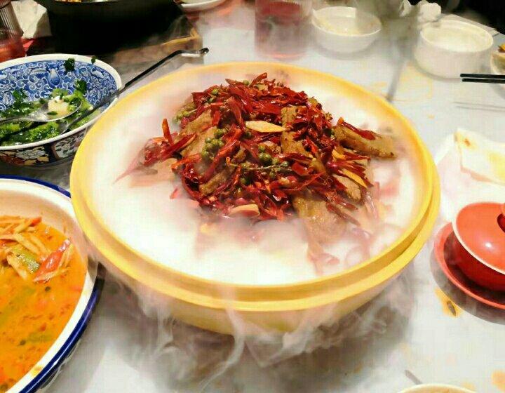 美景、美食、花花草草