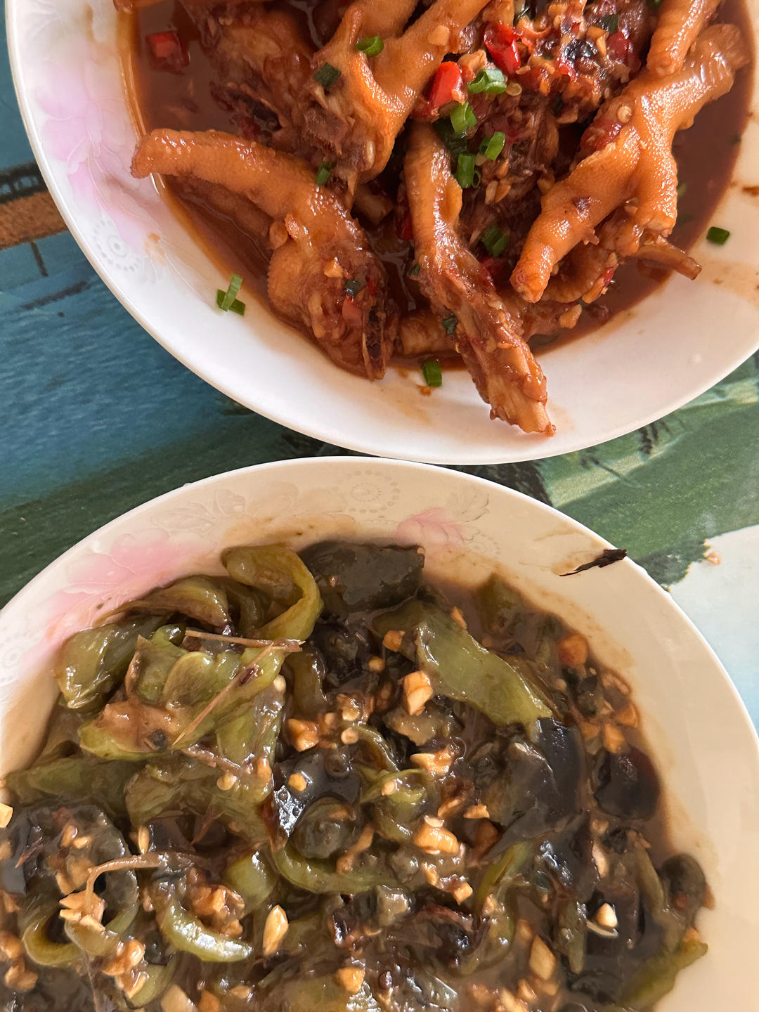 秋燥最下饭开胃的“虎椒皮蛋”