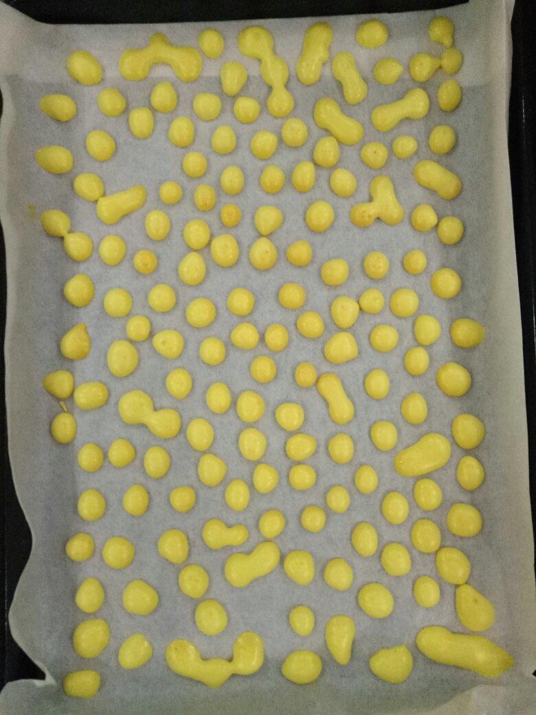 入口即化的无添加蛋黄溶豆