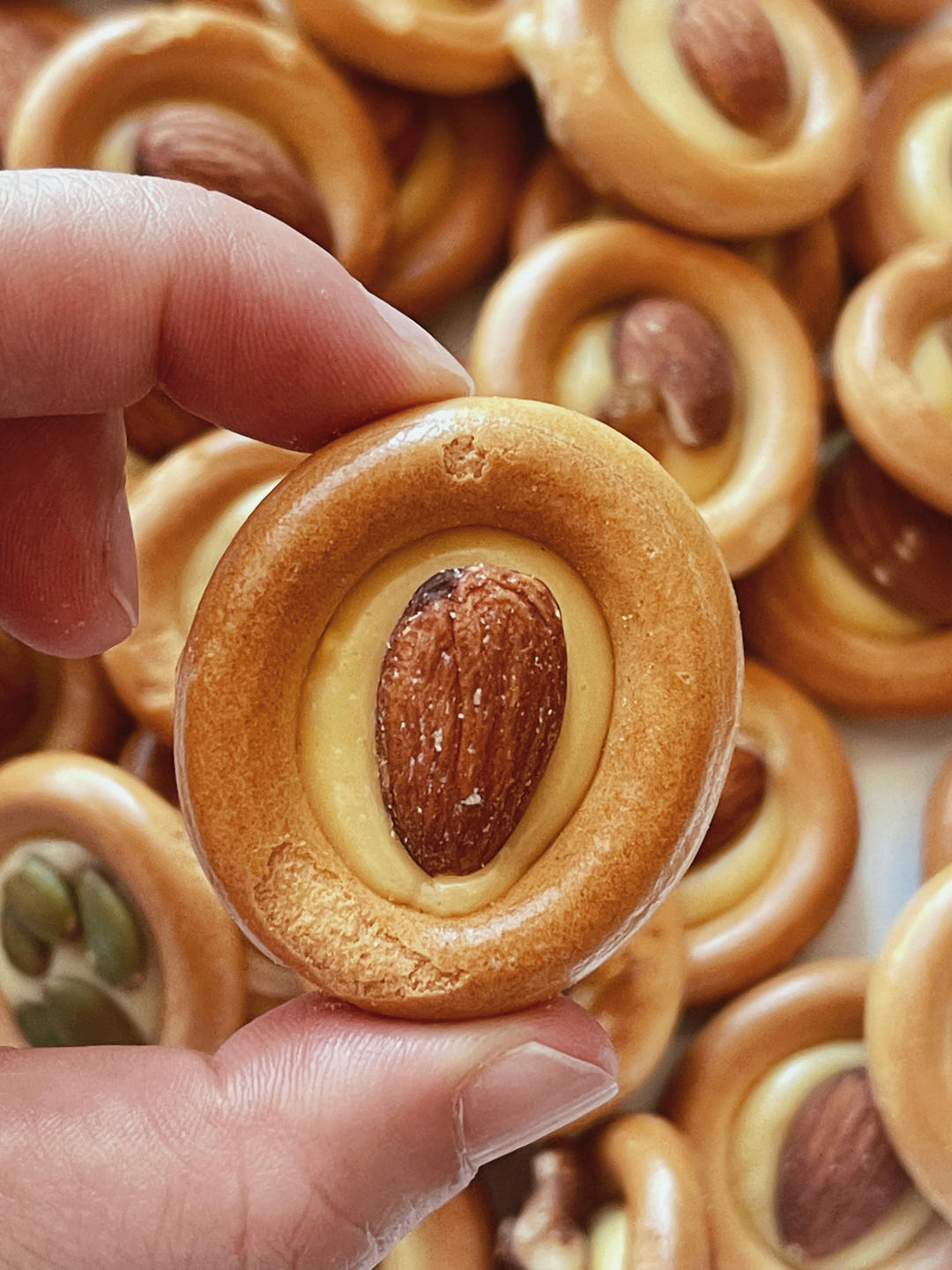 最近独宠——坚果牛扎塔饼干这么好吃必须分享给大家