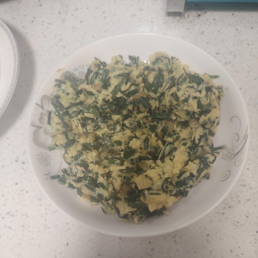 想念奶奶的韭菜炒蛋（又香又嫩有诀窍）