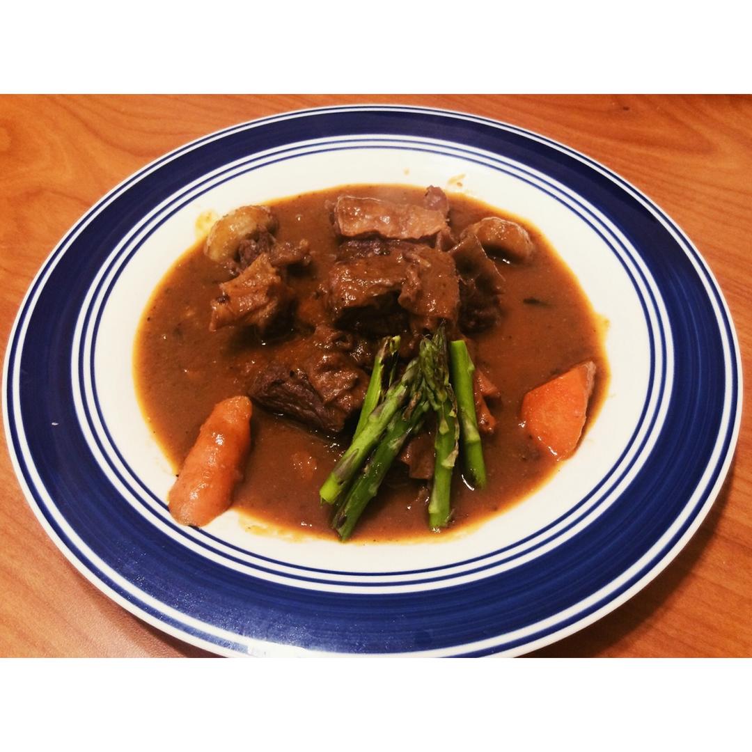 匈牙利烩牛肉