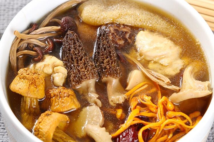 菌菇汤的做法