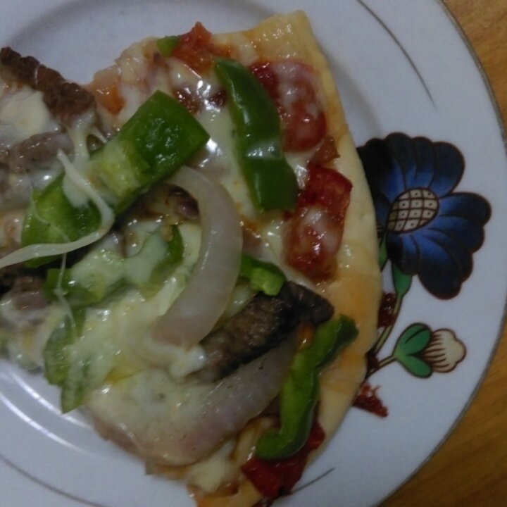 黑胡椒牛肉披萨
