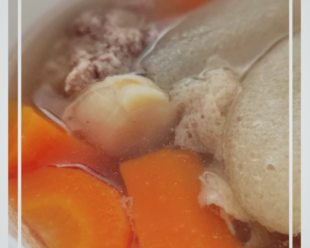 补铁营养汤水…瘦肉竹荪干贝红萝卜汤的做法