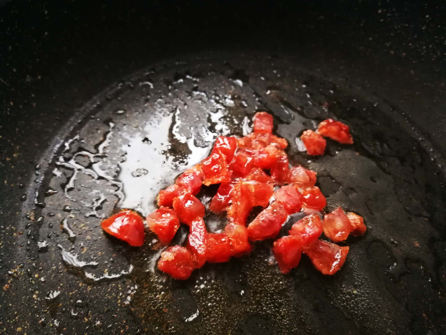 红油豆瓣酱炒饭的做法 步骤1