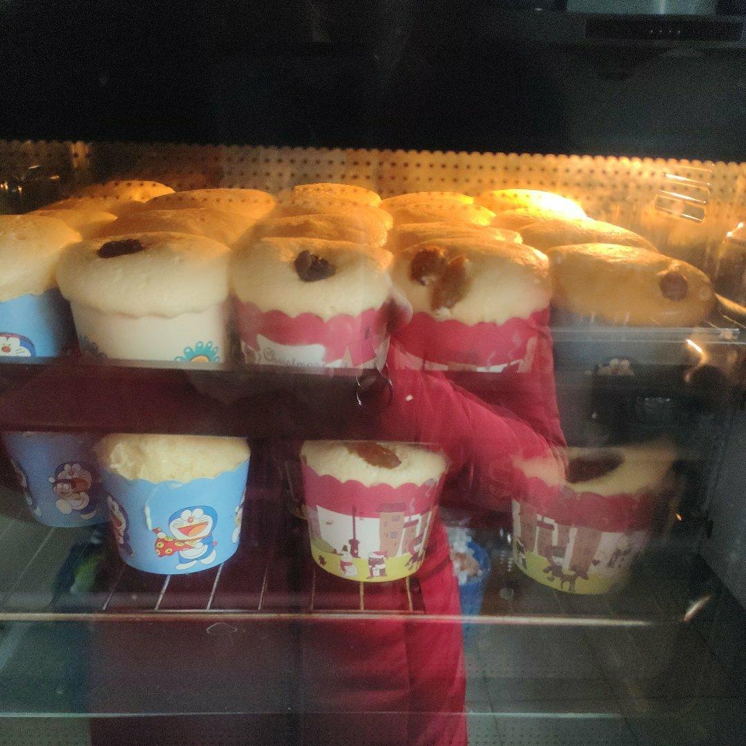 纸杯蛋糕 8寸戚风蛋糕的量